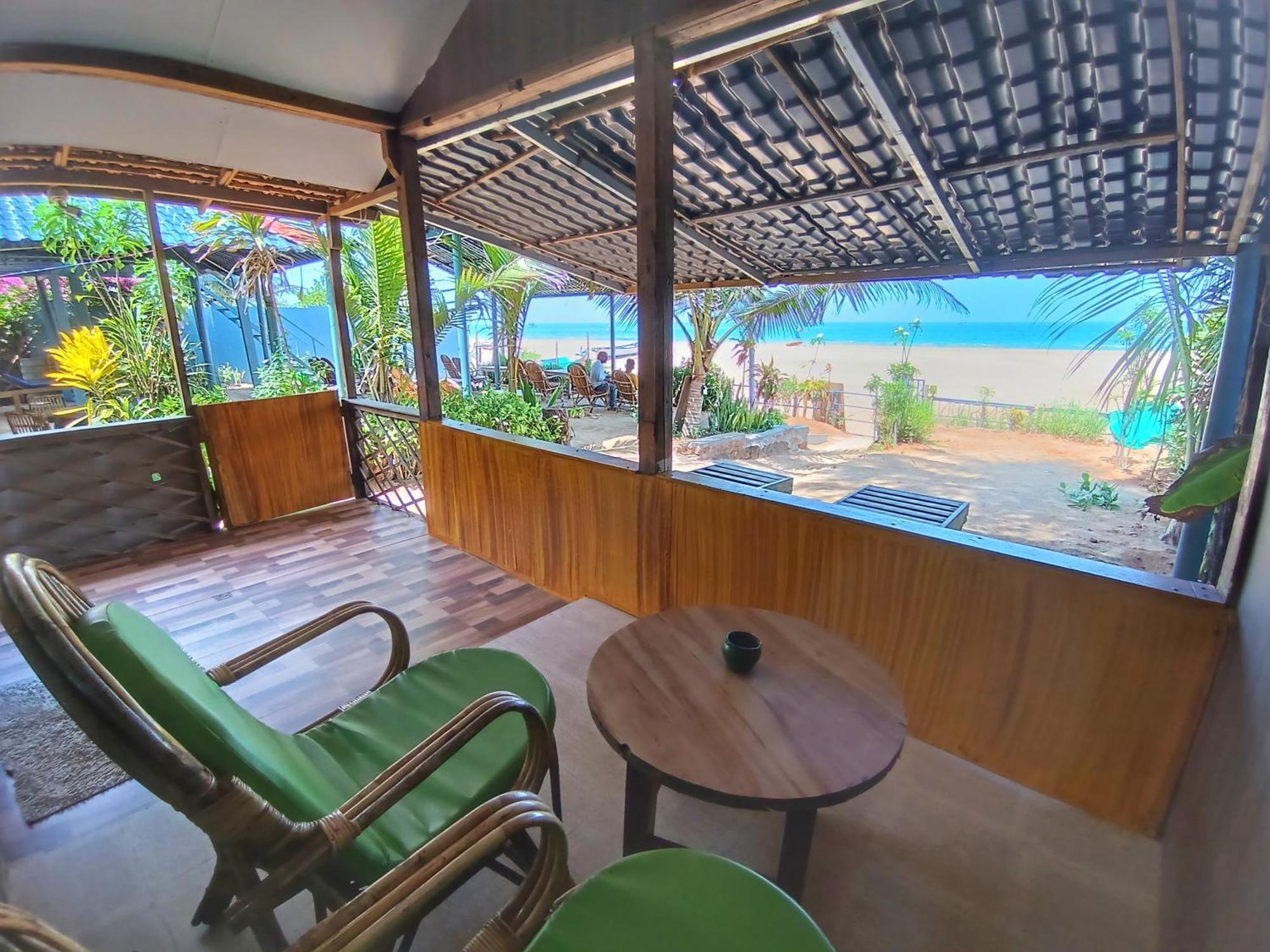 Hotel Monsoon Agonda Esterno foto